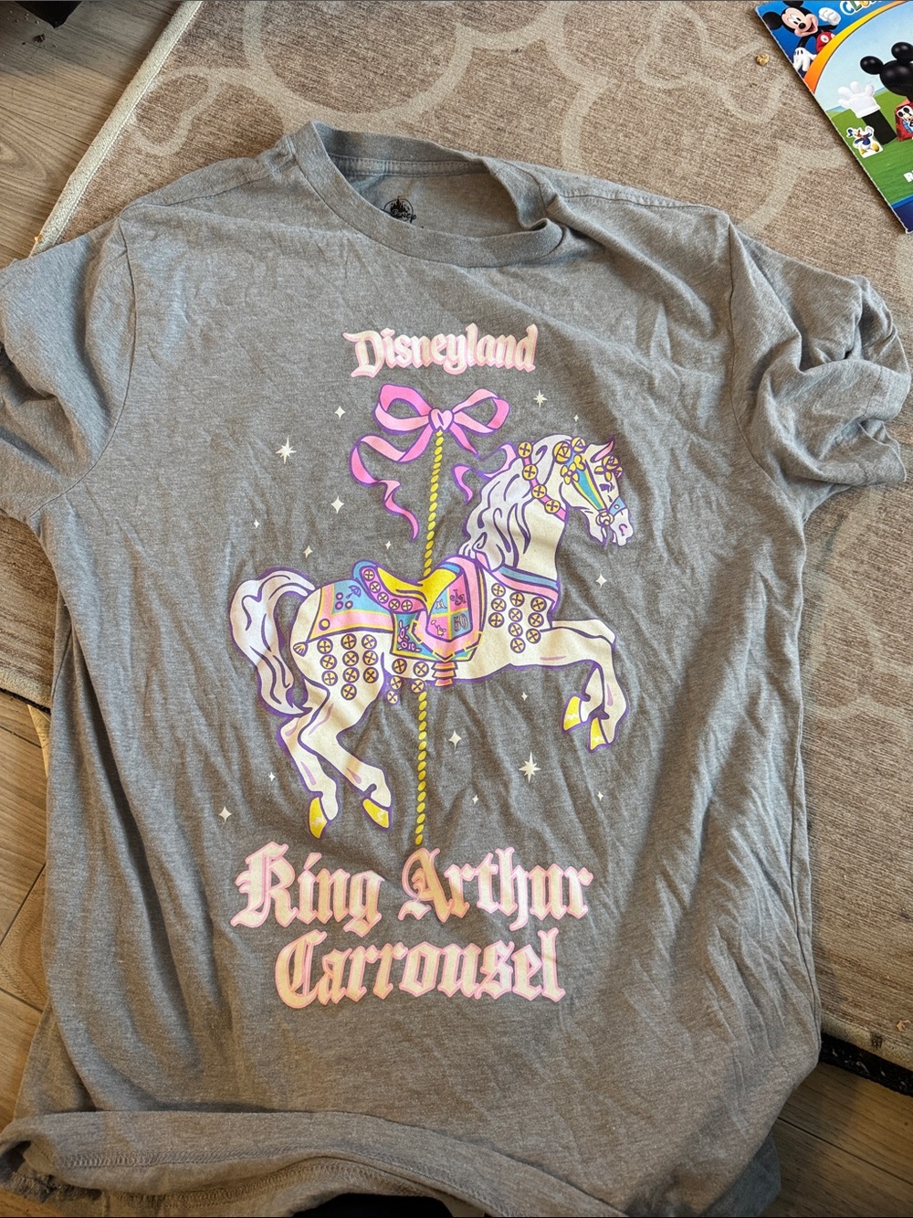 Disney King Arthur carrousel Disneyland, shirt size M NWOT